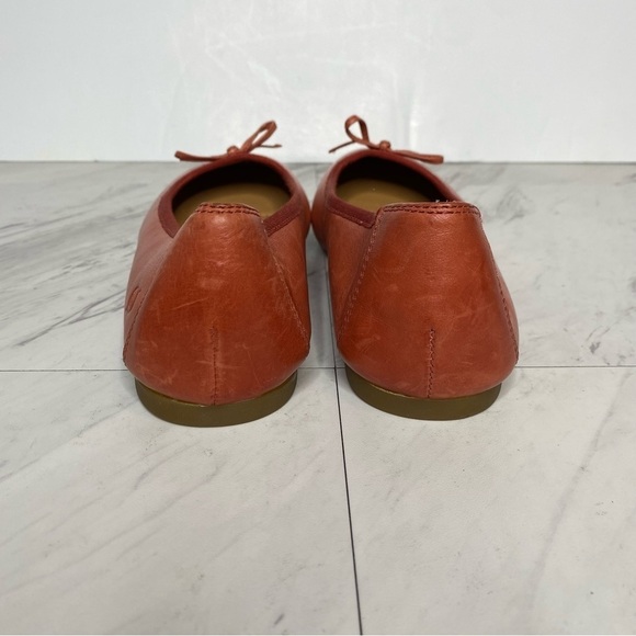 Born Brin Red Leather Flat 8 1/2 M - Picture 3 of 14